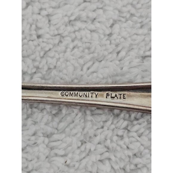 Vintage Community Plate Silver Fork Set of 3 Intricate READ - Picture 8 of 10